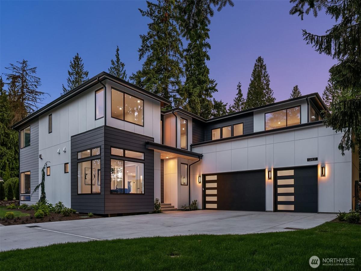 MLS #NWM2429533 image #0