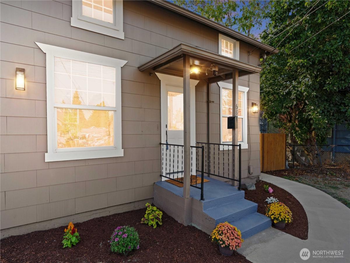 MLS #NWM2429542 image #0