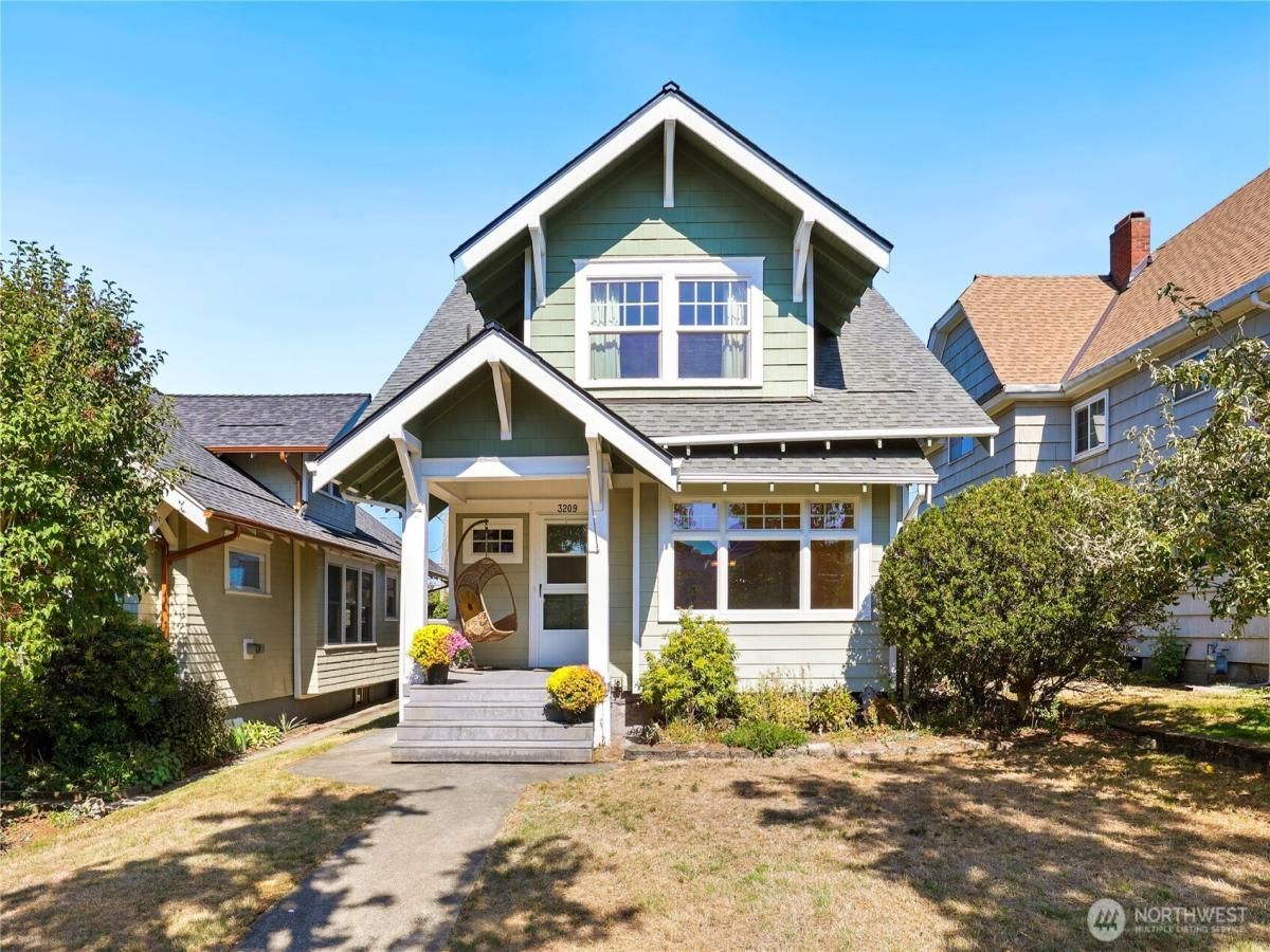 MLS #NWM2429543 image #0