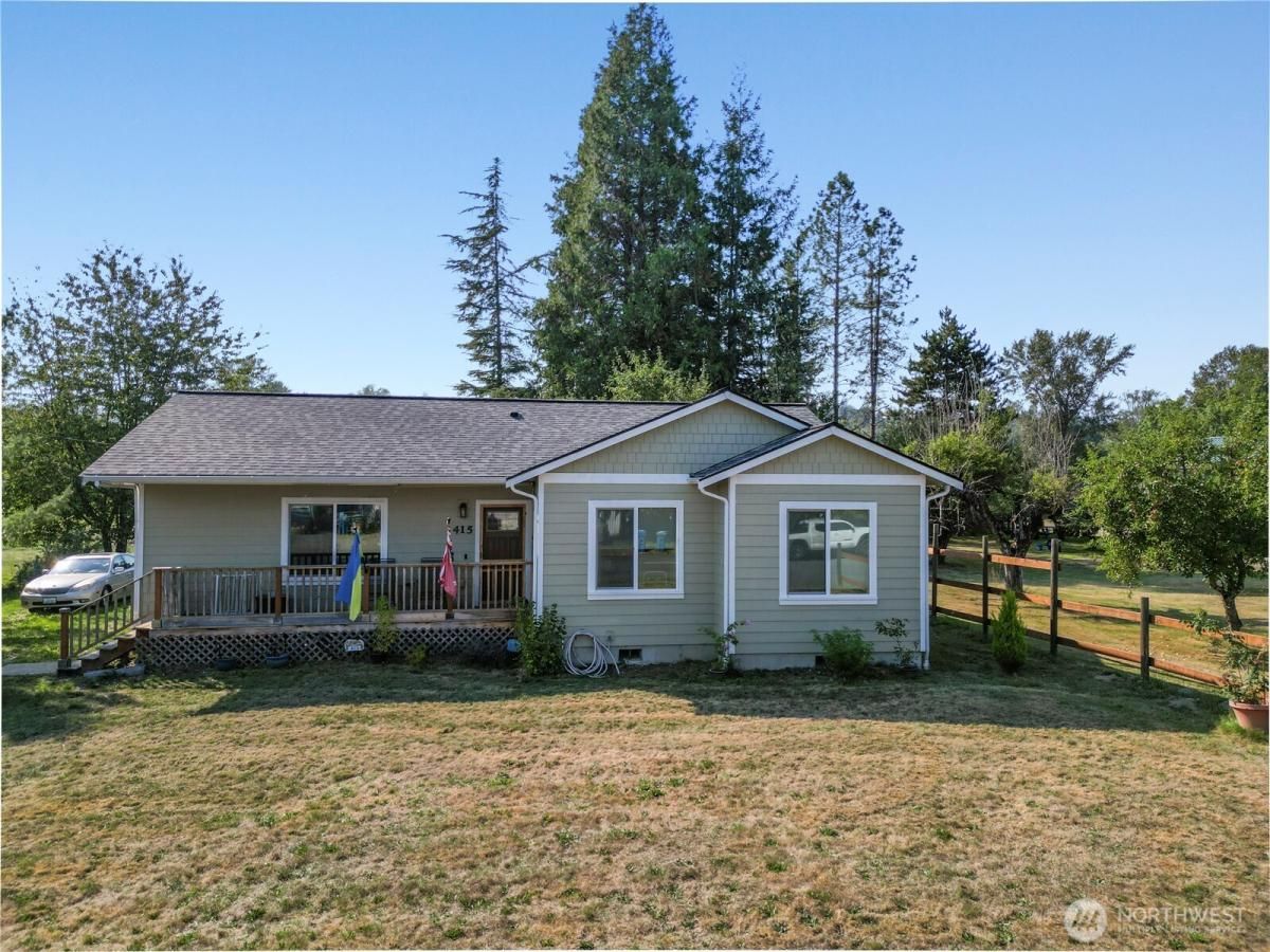 MLS #NWM2429595 image #0