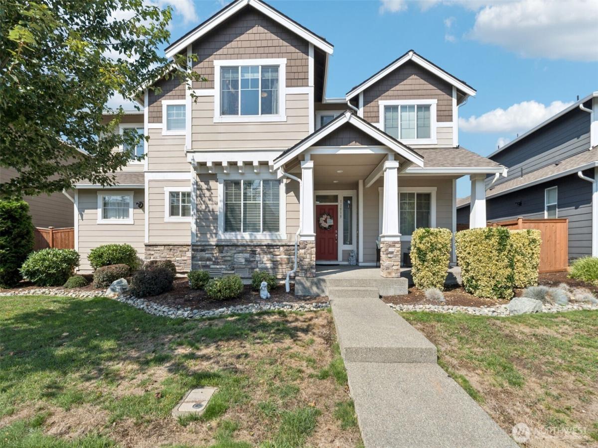 MLS #NWM2429680 image #0