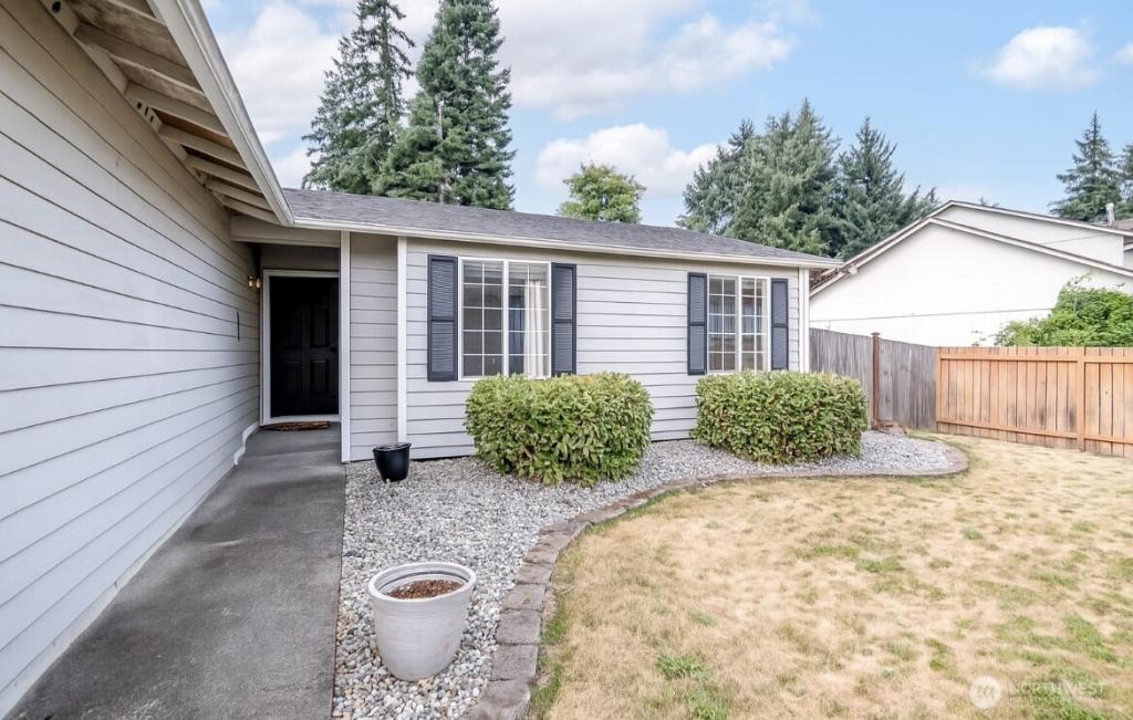 MLS #NWM2429777 image #0