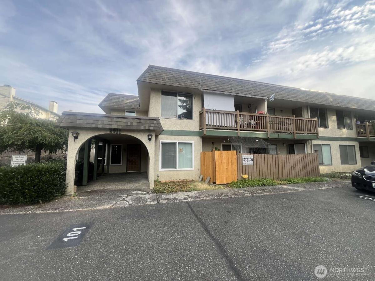 MLS #NWM2429905 image #0