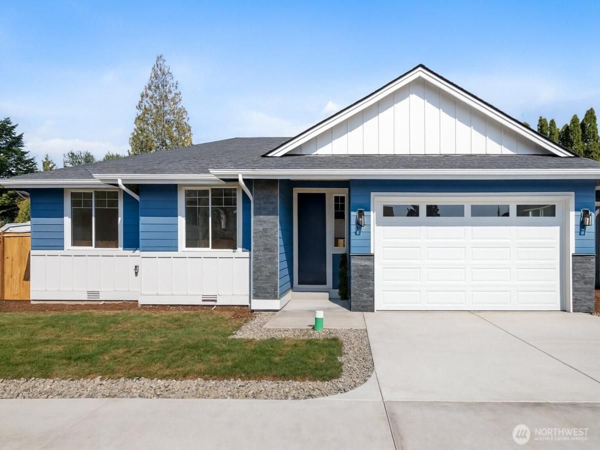 MLS #NWM2429915 image #0