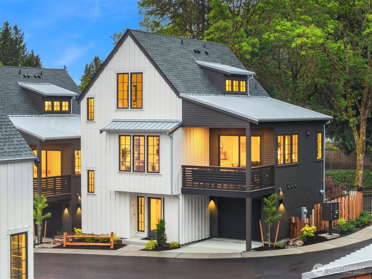 MLS #NWM2429983 image #0