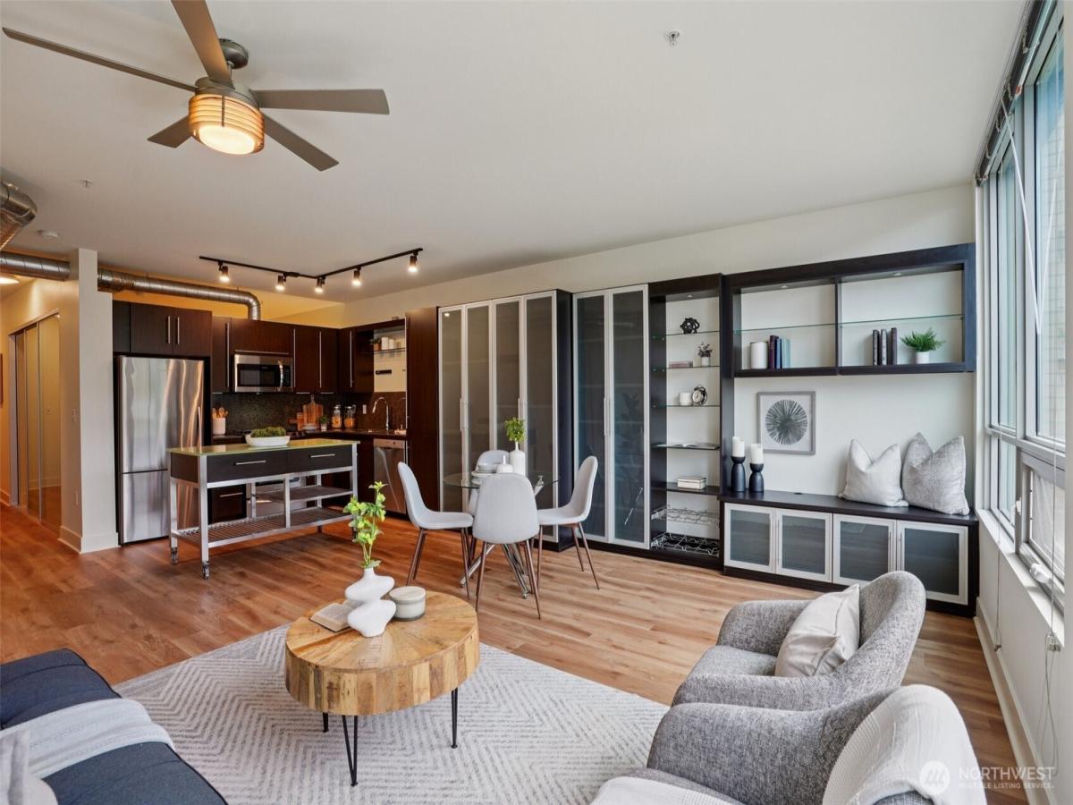 MLS #NWM2429988 image #0