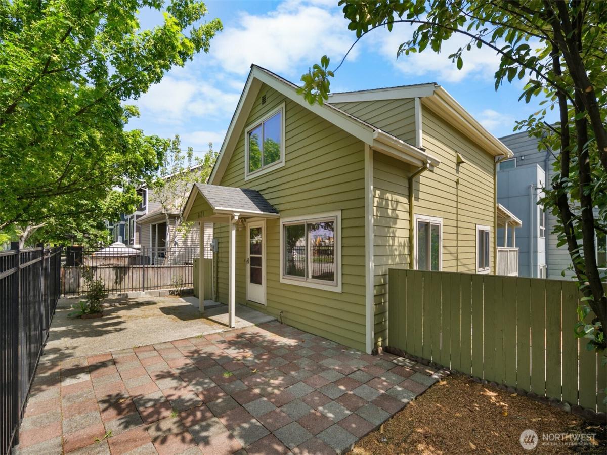 MLS #NWM2430044 image #0