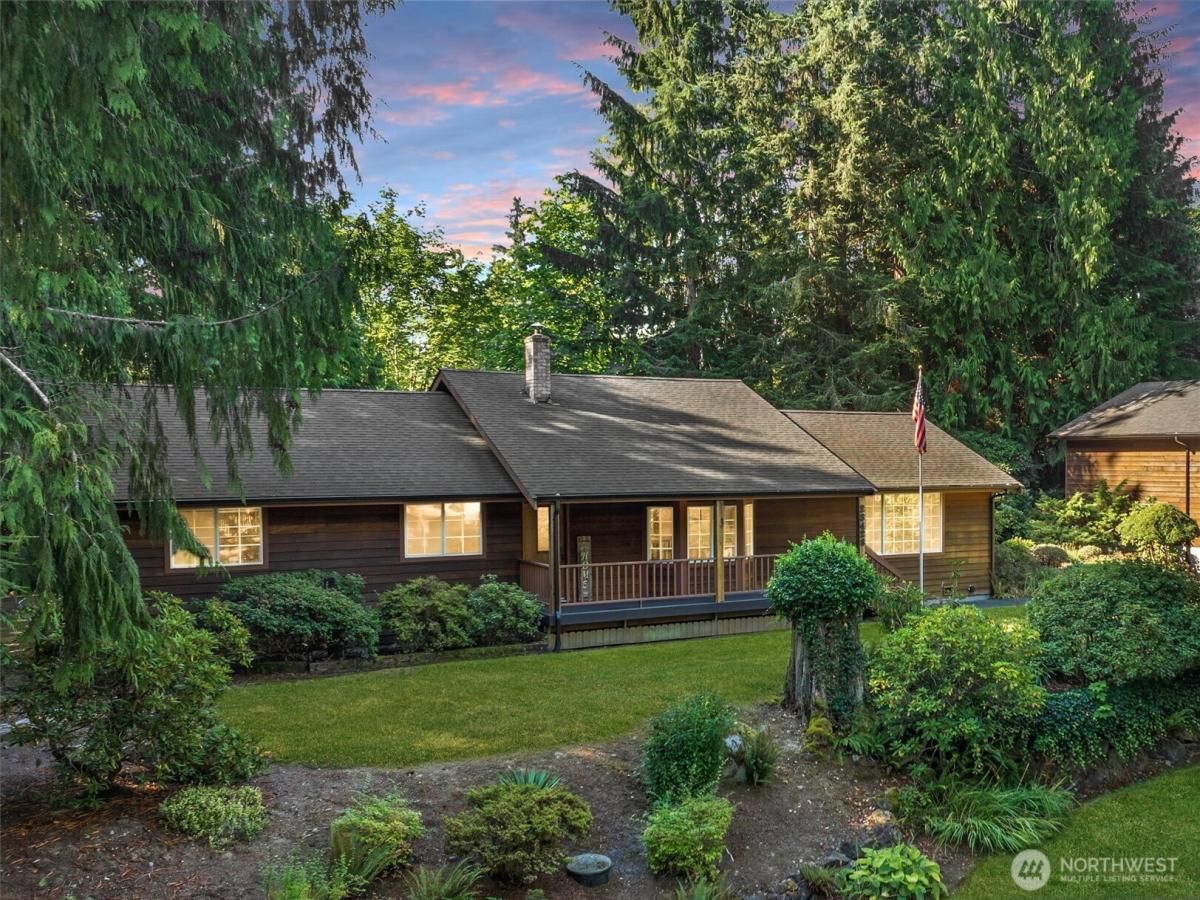 MLS #NWM2430066 image #0