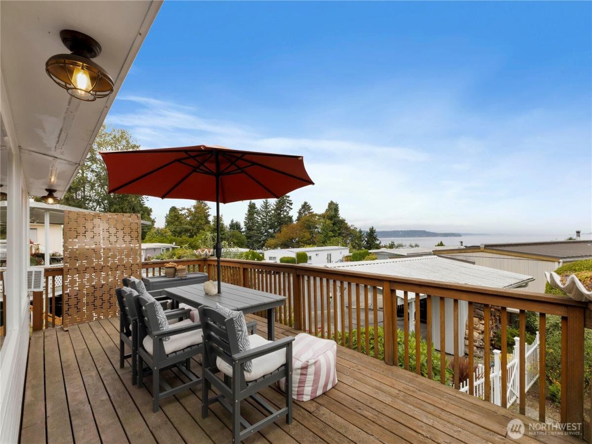 MLS #NWM2430231 image #0