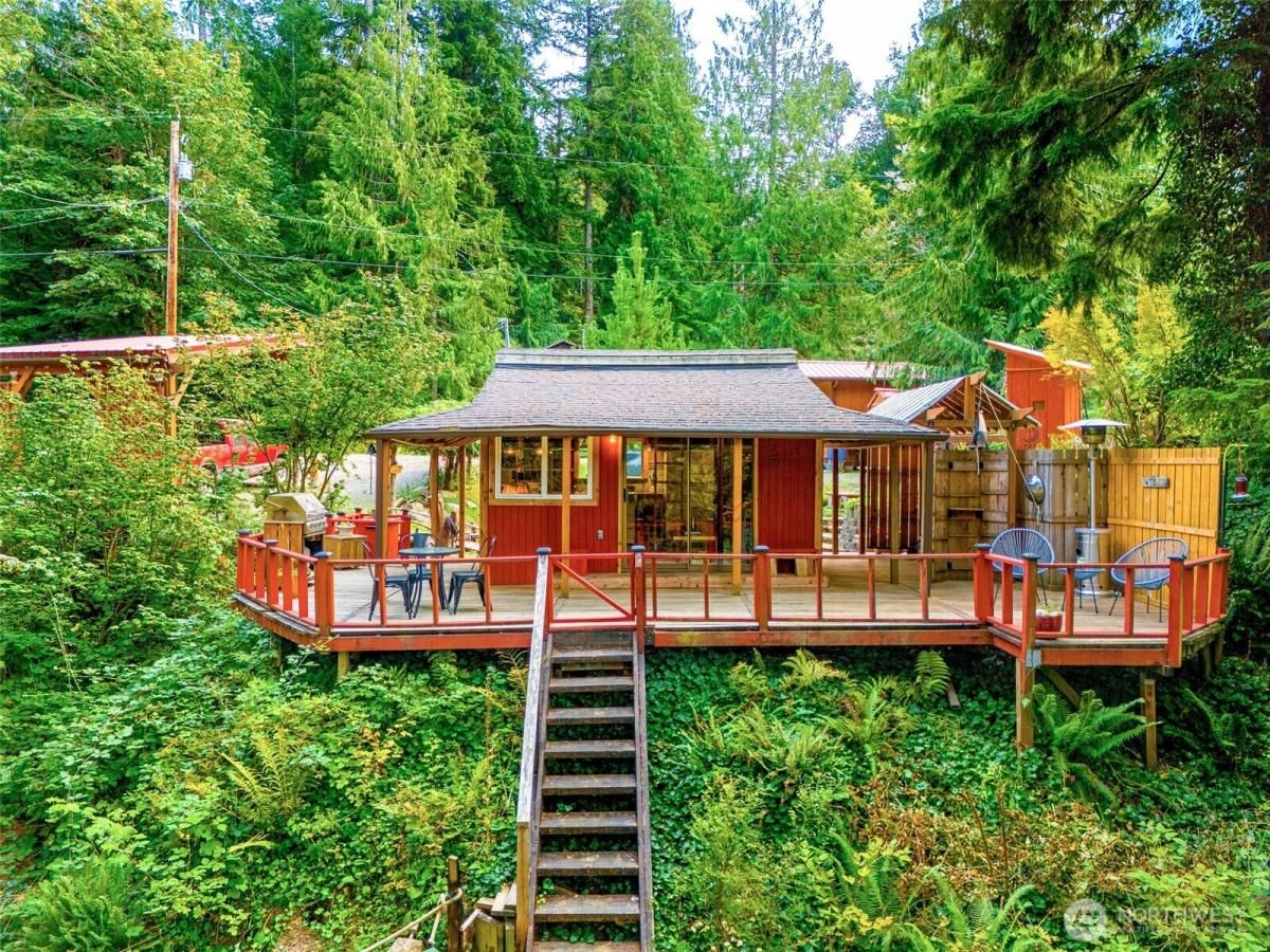 MLS #NWM2430652 image #0