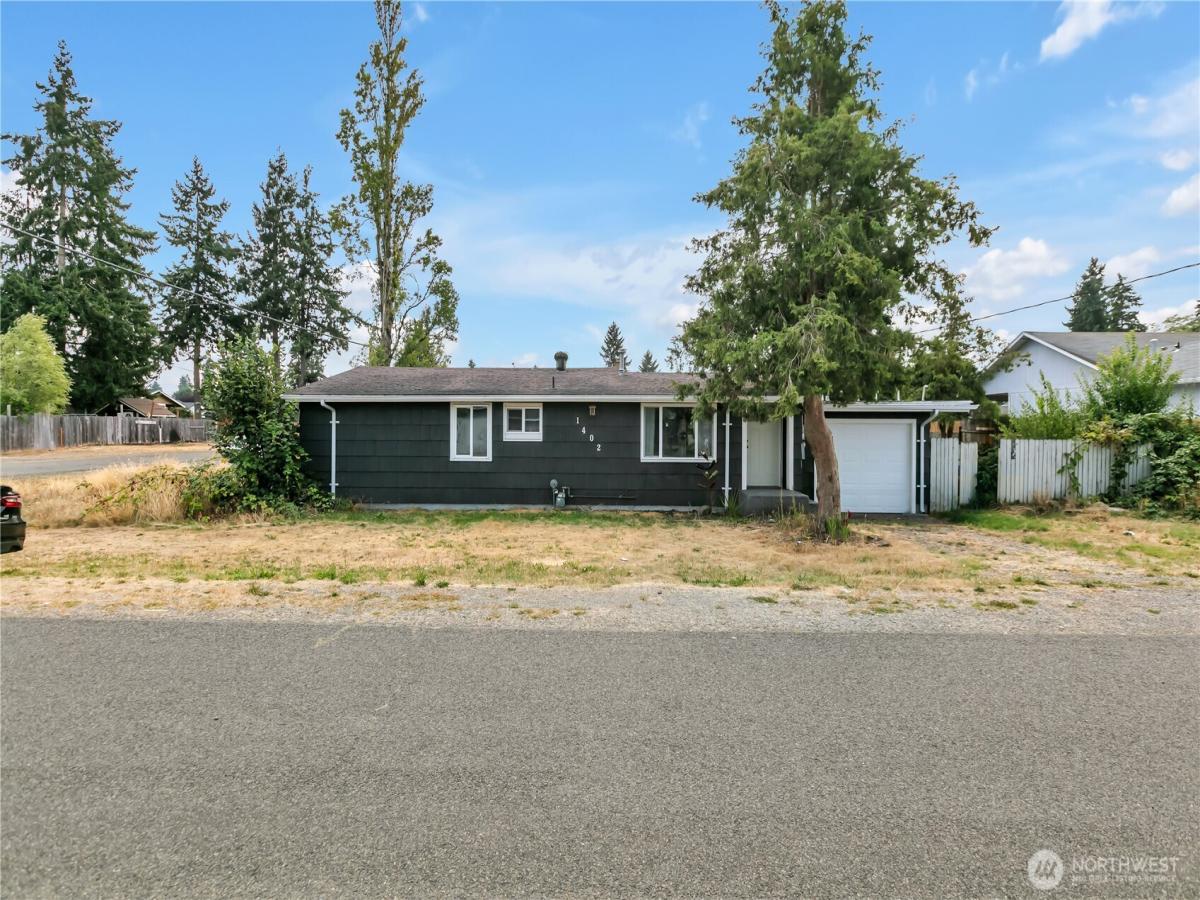 MLS #NWM2430674 image #0