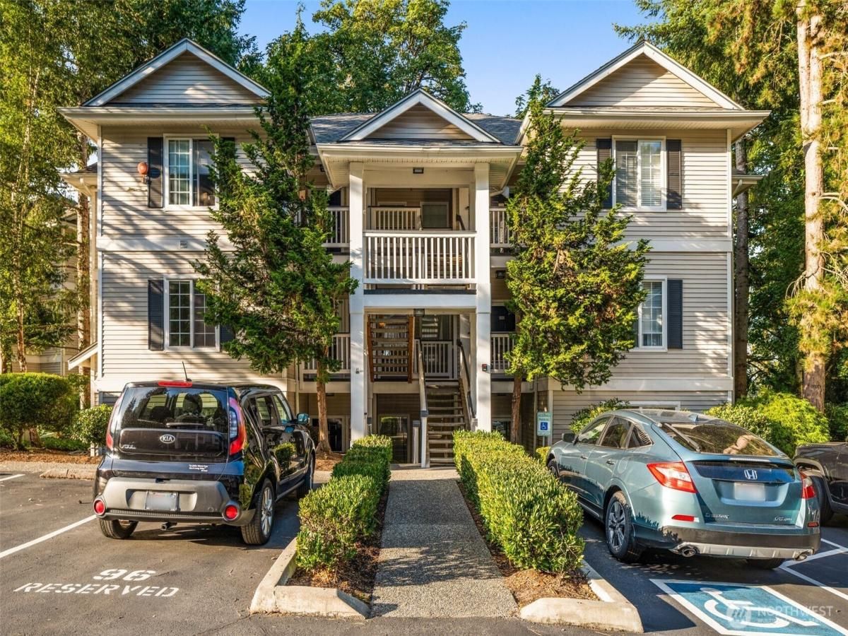 MLS #NWM2430692 image #0