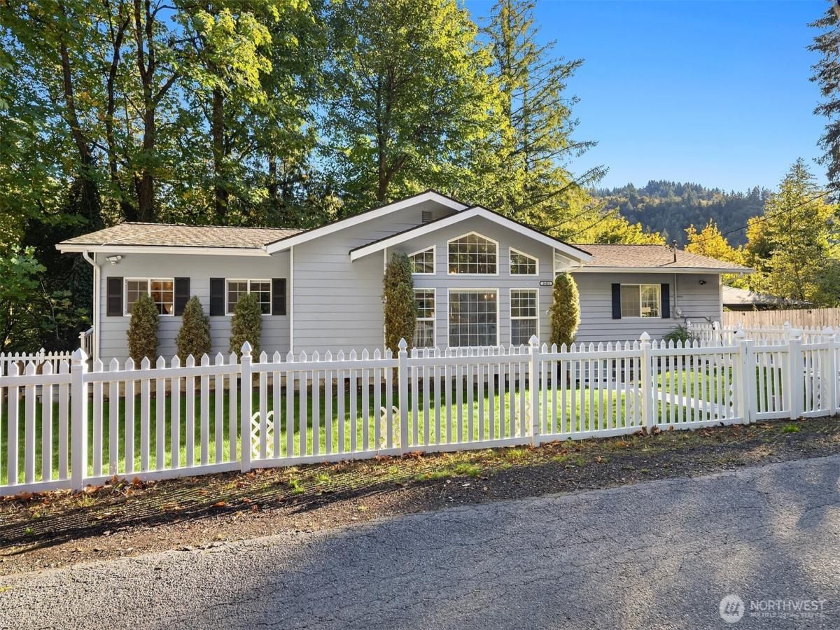 MLS #NWM2430882 image #0