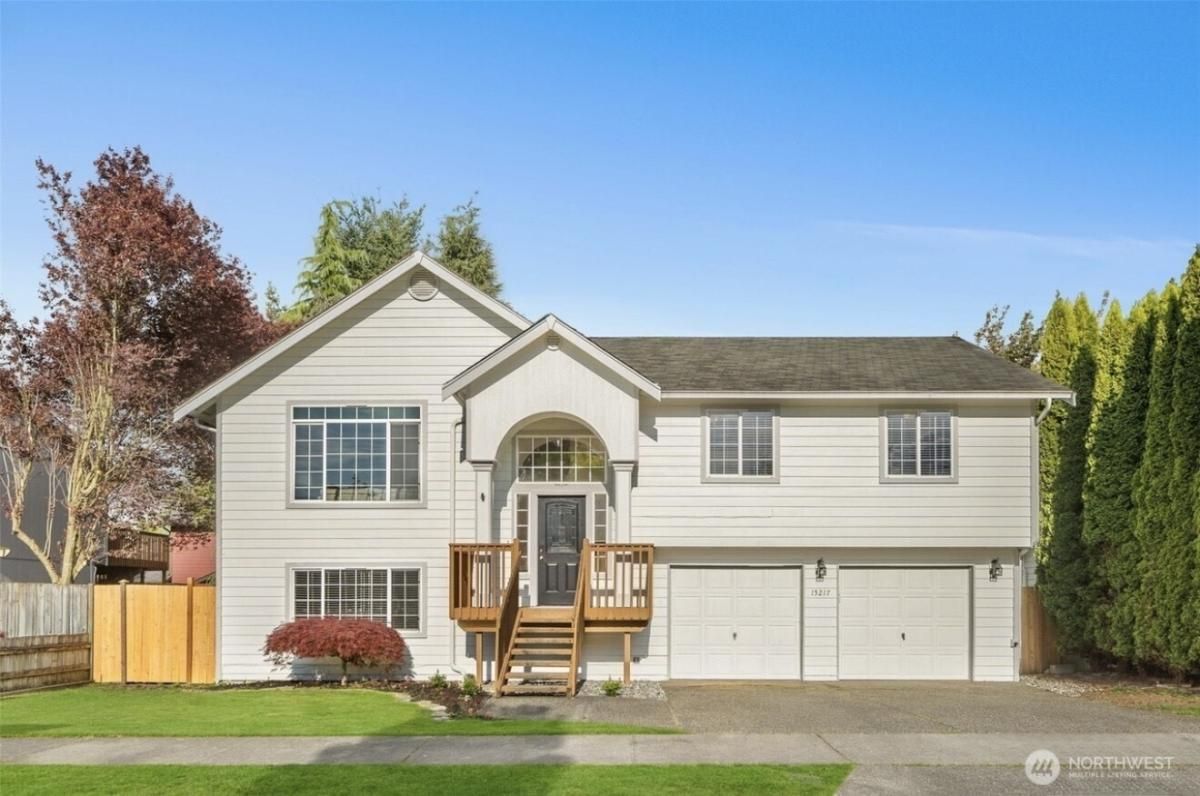 MLS #NWM2431049 image #0