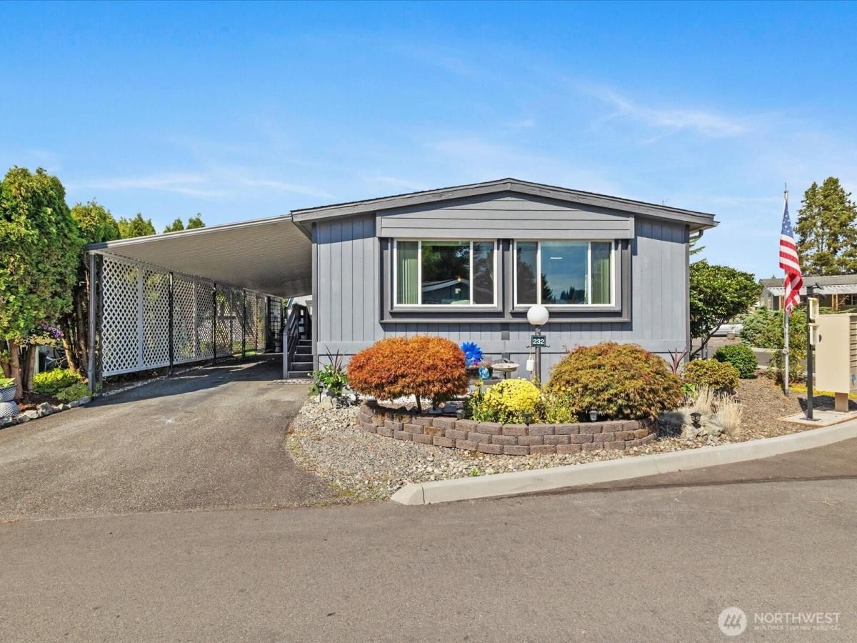 MLS #NWM2431192 image #0