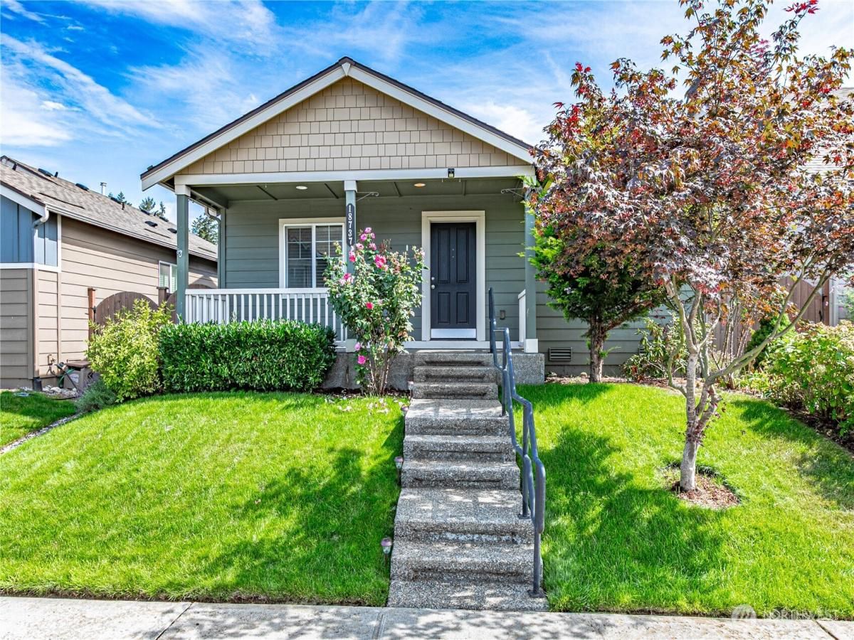 MLS #NWM2431215 image #0