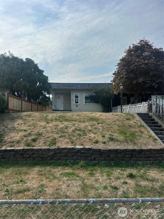 MLS #NWM2431217 image #0