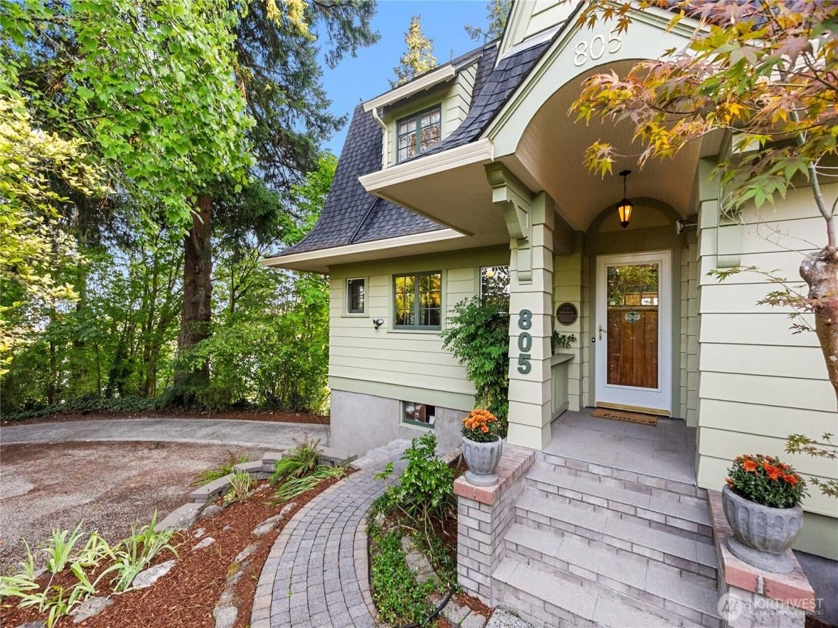 MLS #NWM2431226 image #0