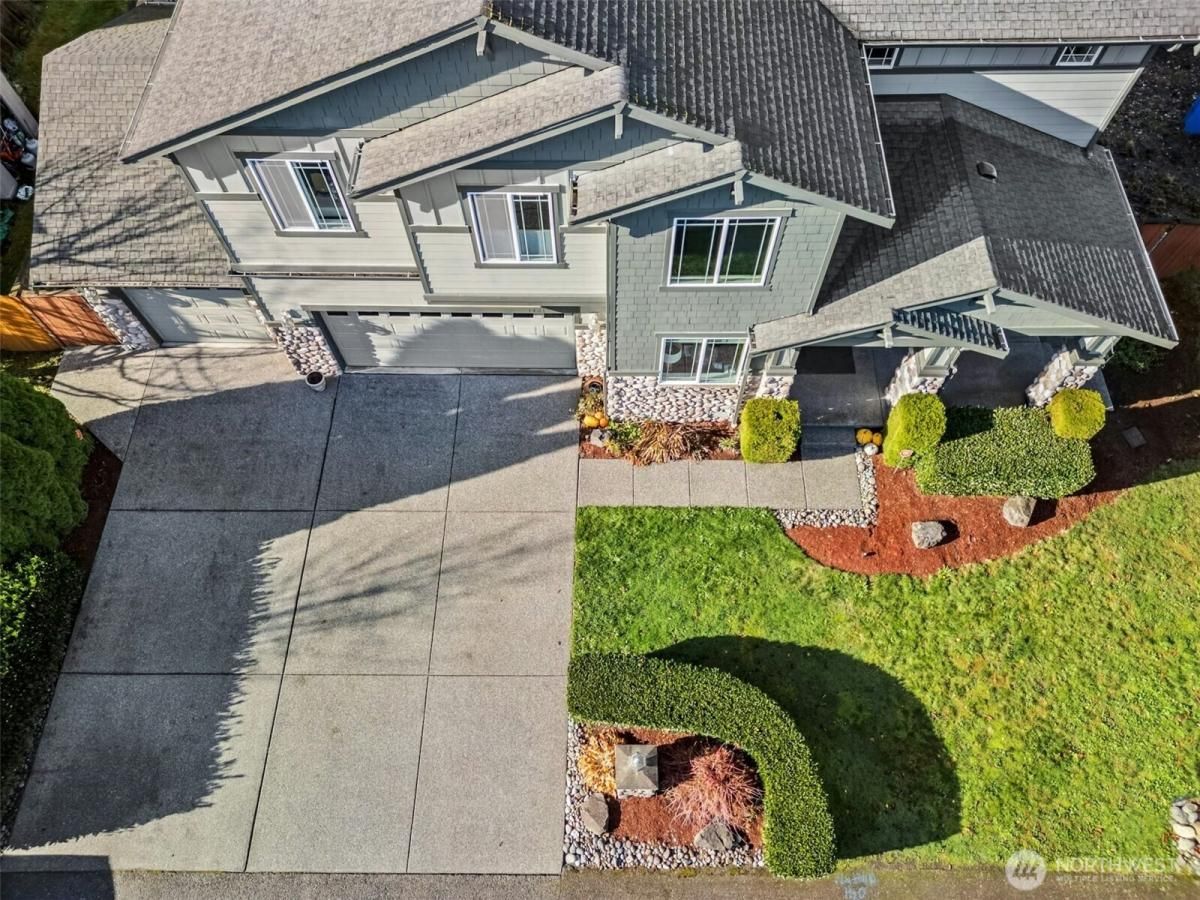 MLS #NWM2431272 image #0