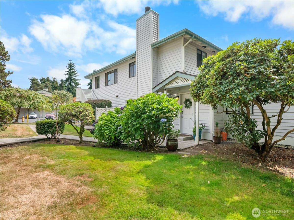 MLS #NWM2431305 image #0