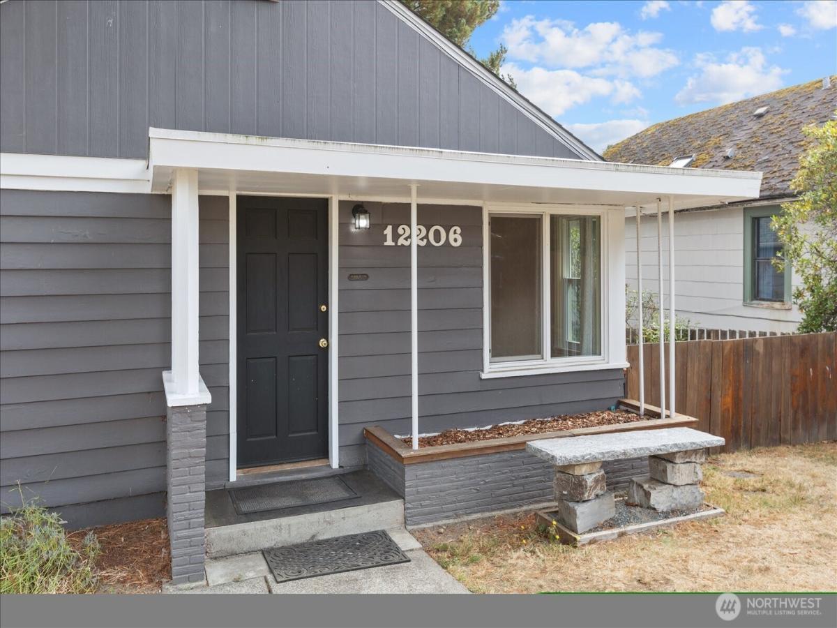 MLS #NWM2431330 image #0