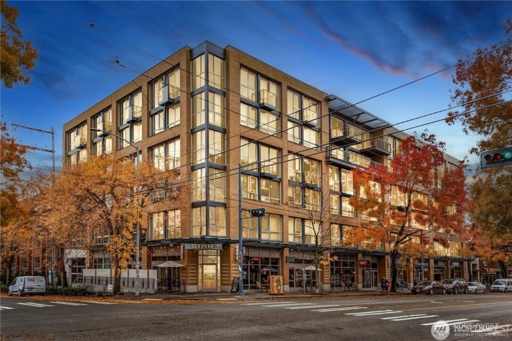 MLS #NWM2431353 image #0