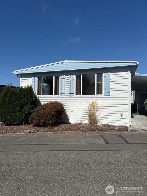 MLS #NWM2431474 image #0