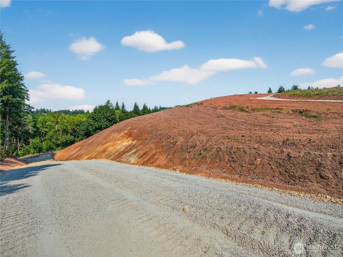 MLS #NWM2431529 image #0