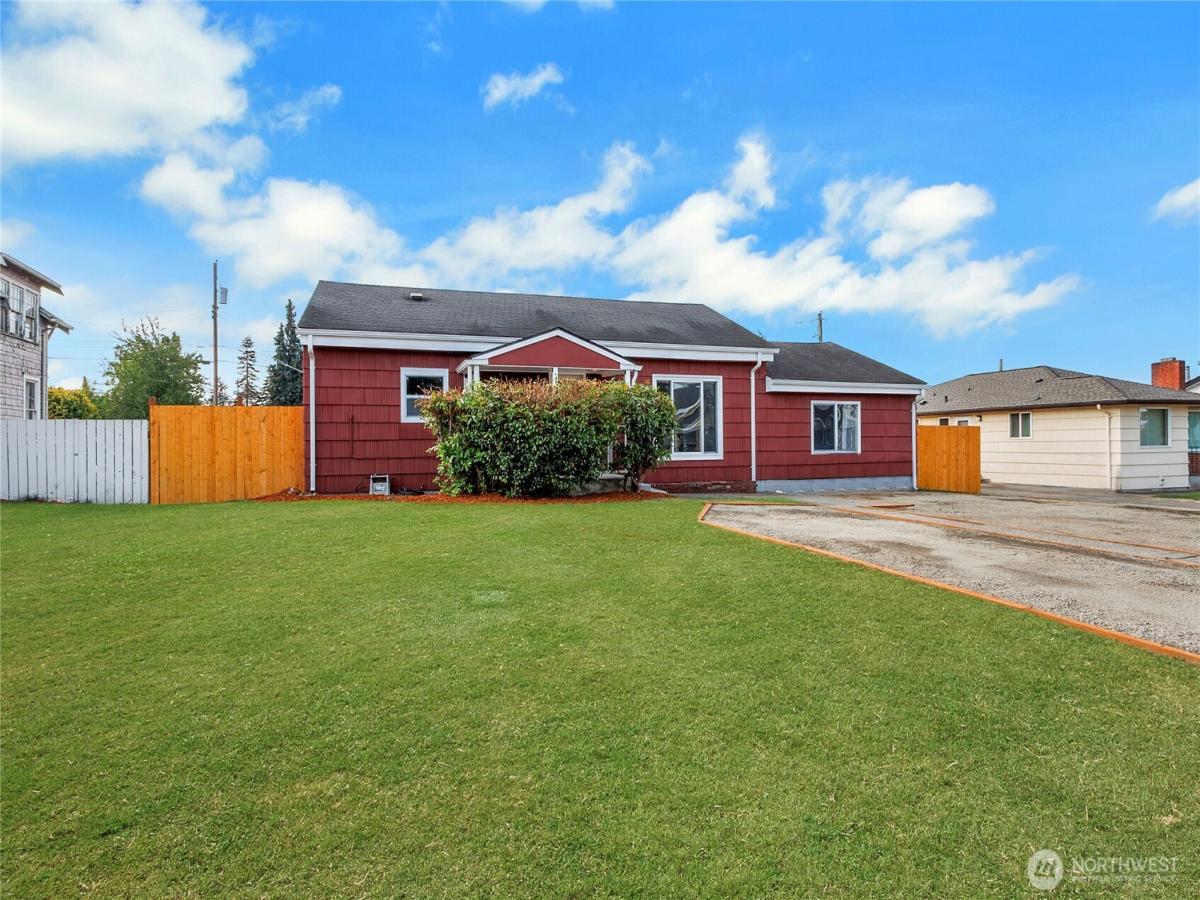 MLS #NWM2431690 image #0