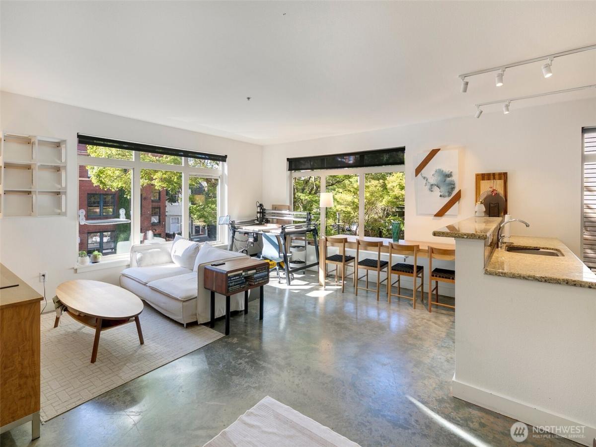 MLS #NWM2432007 image #0