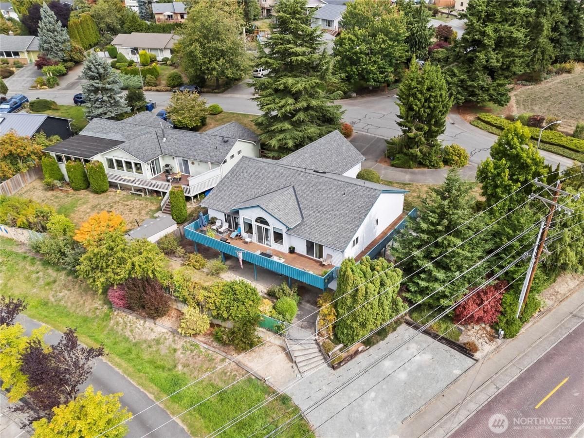 MLS #NWM2432328 image #0