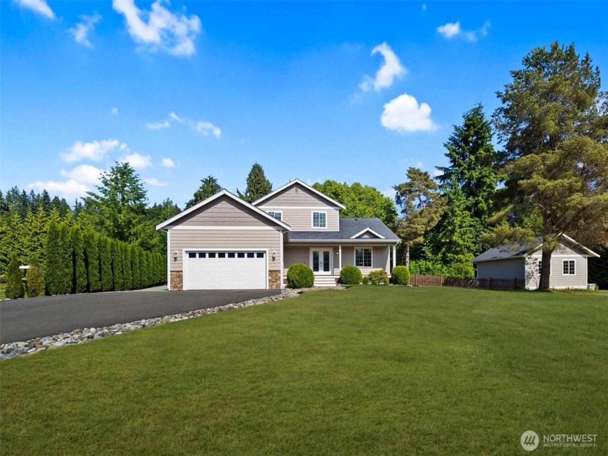 MLS #NWM2432332 image #0