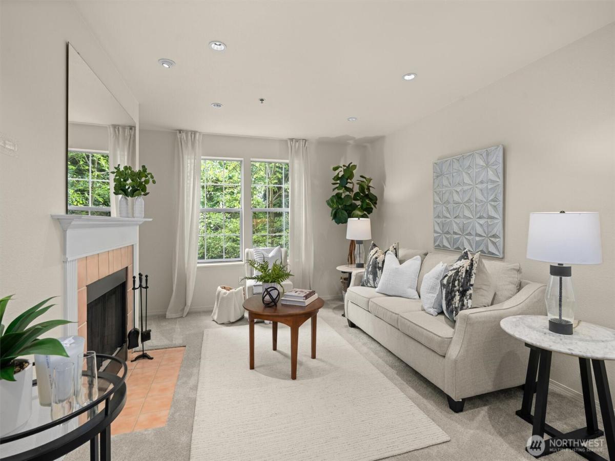 MLS #NWM2432376 image #0