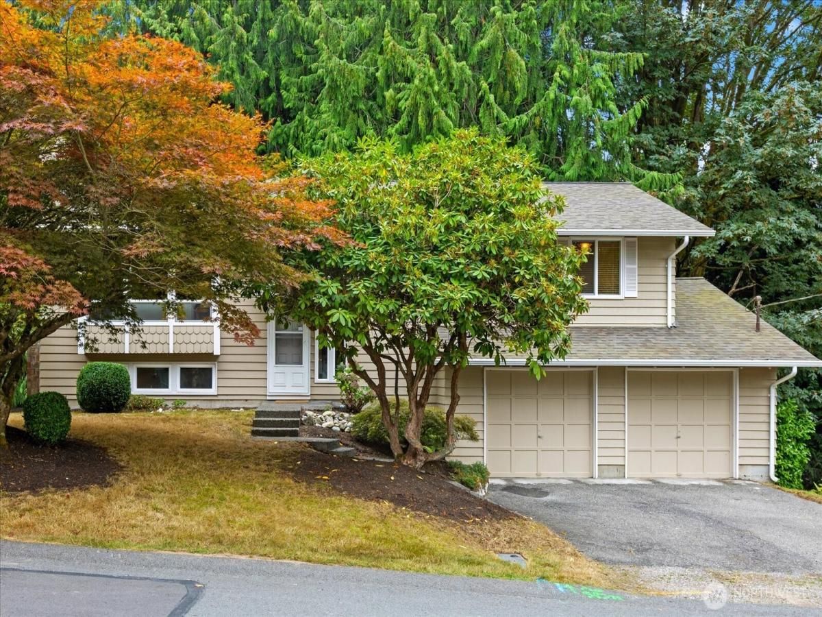 MLS #NWM2432384 image #0