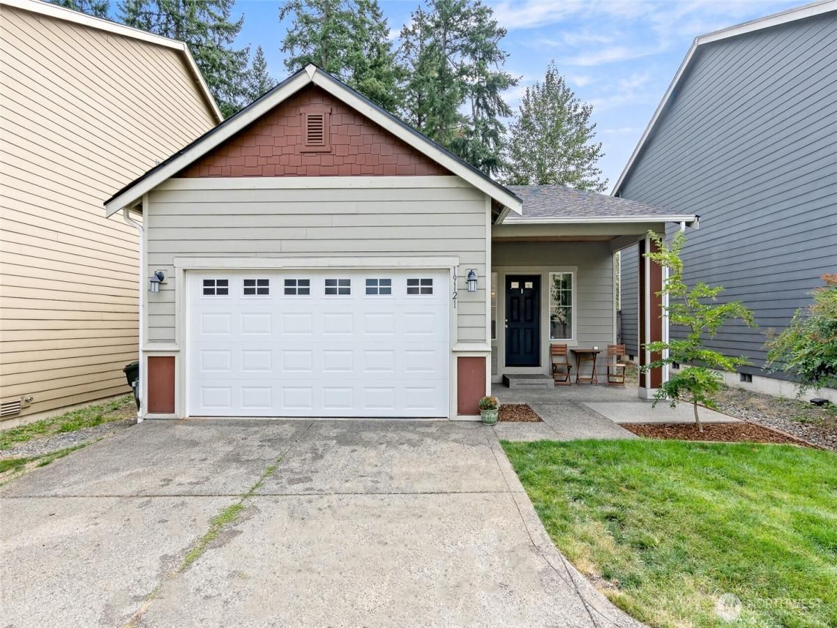 MLS #NWM2432478 image #0