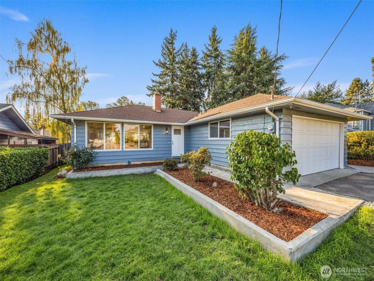 MLS #NWM2432536 image #0