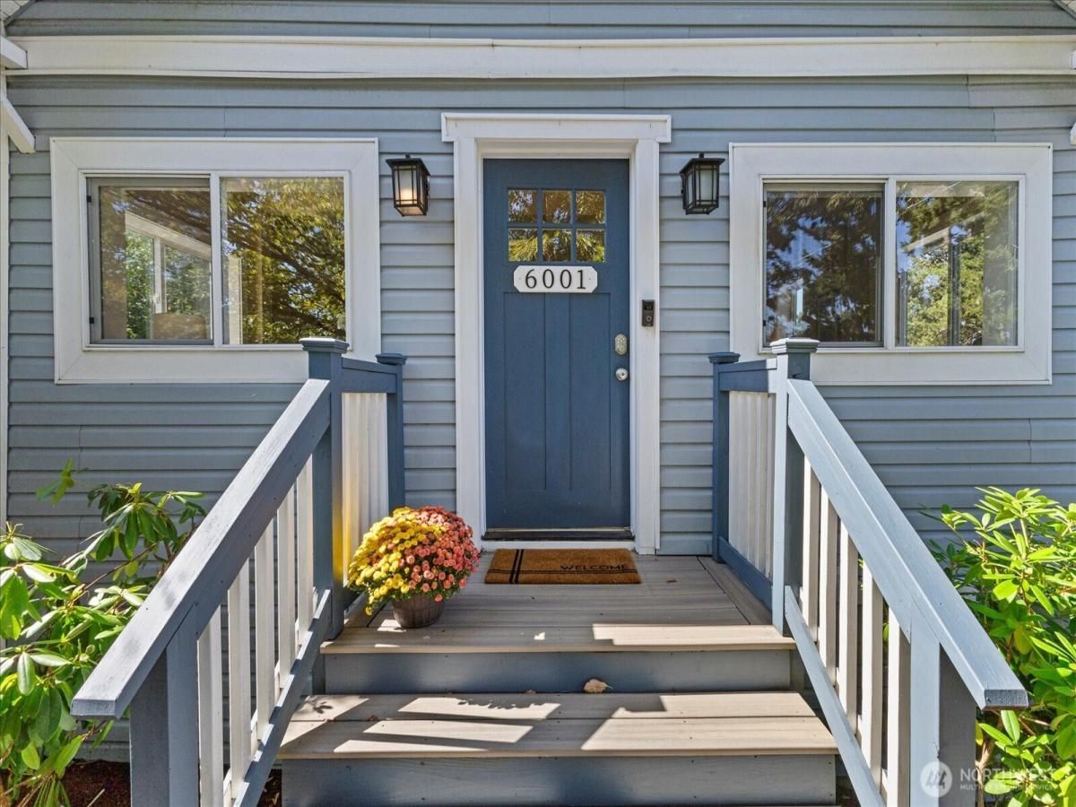 MLS #NWM2432558 image #0