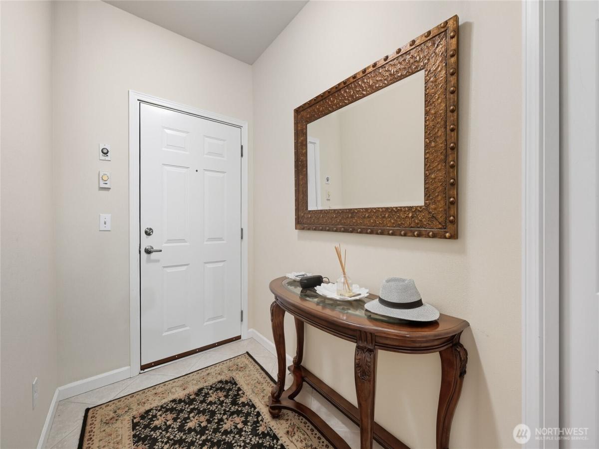 MLS #NWM2432575 image #0