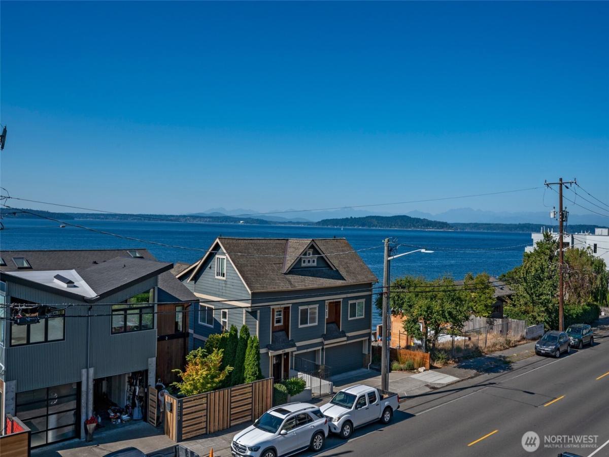 MLS #NWM2432636 image #0