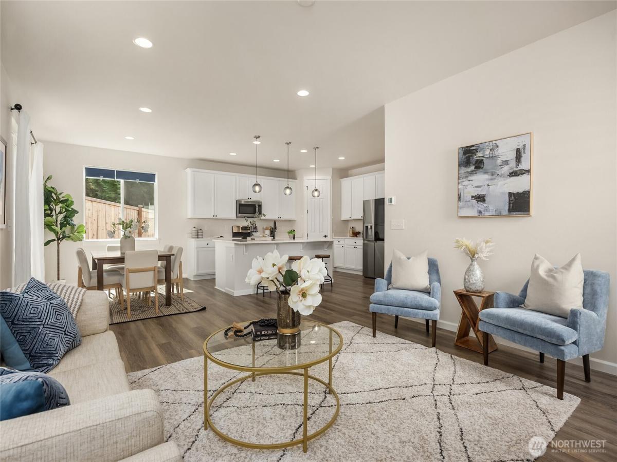 MLS #NWM2432749 image #0