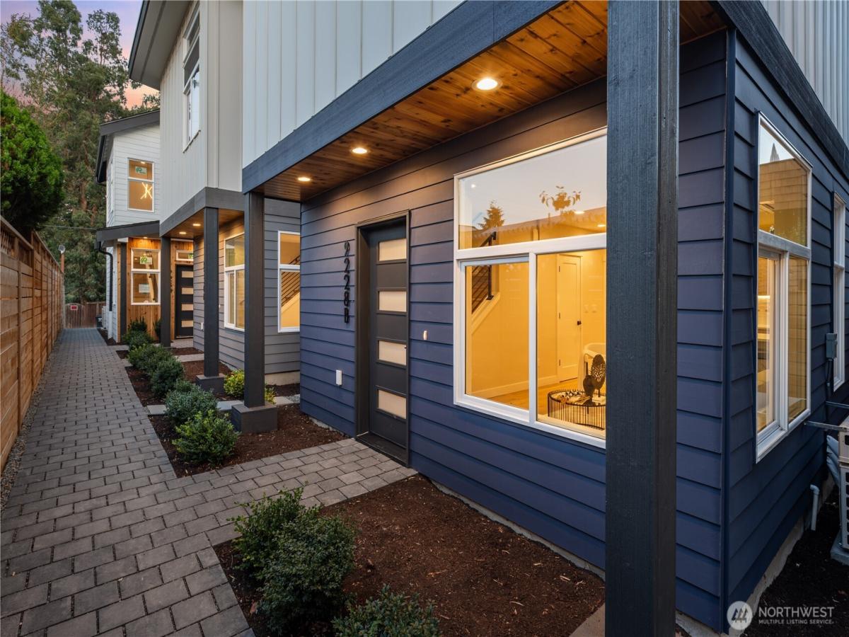 MLS #NWM2432854 image #0