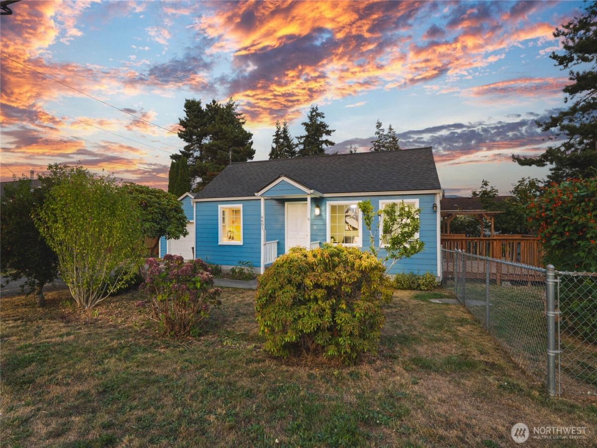 MLS #NWM2432950 image #0