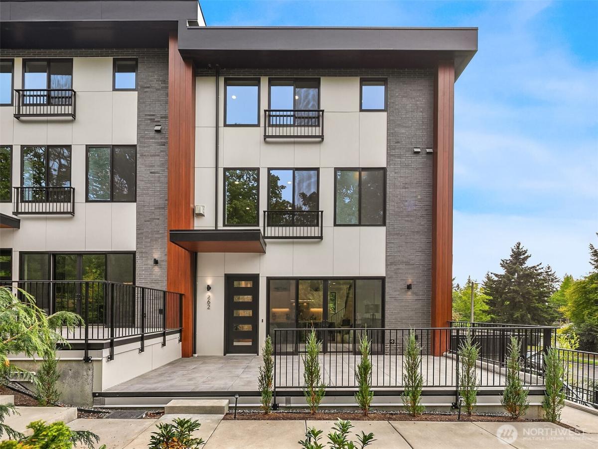 MLS #NWM2432981 image #0