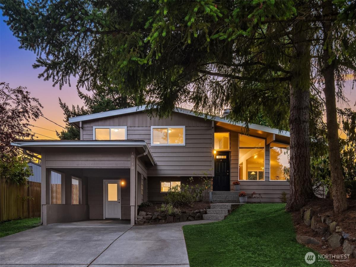 MLS #NWM2432987 image #0