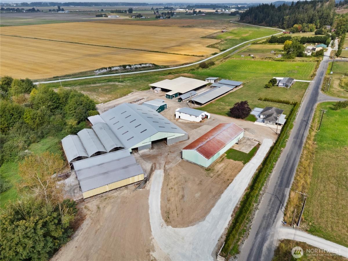 MLS #NWM2432956 image #0