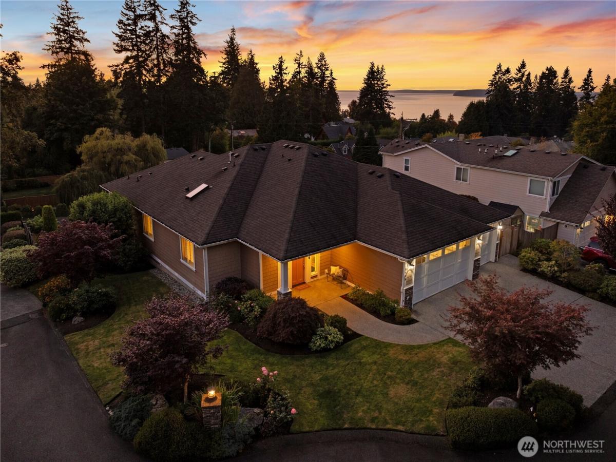 MLS #NWM2433056 image #0