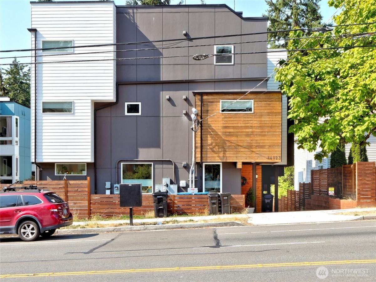 MLS #NWM2433413 image #0