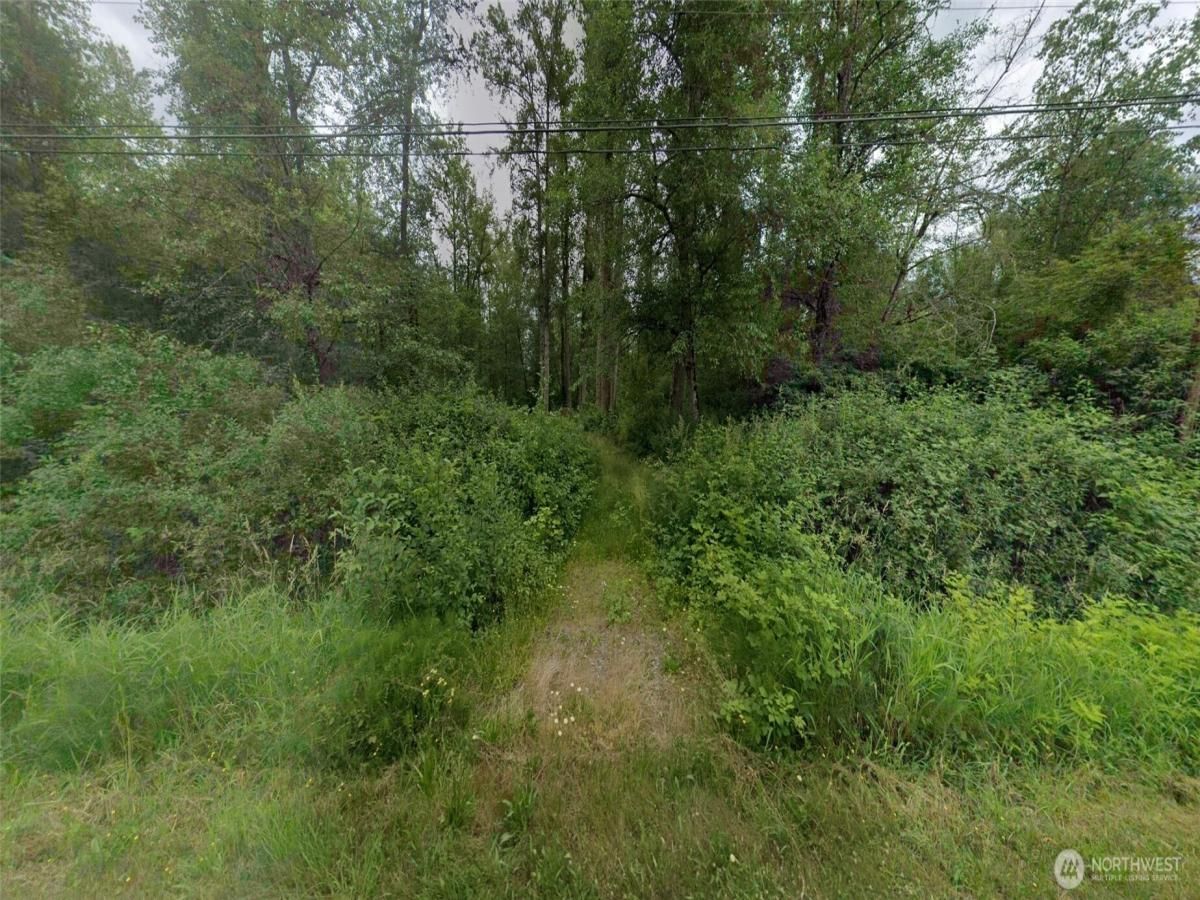 MLS #NWM2433448 image #0