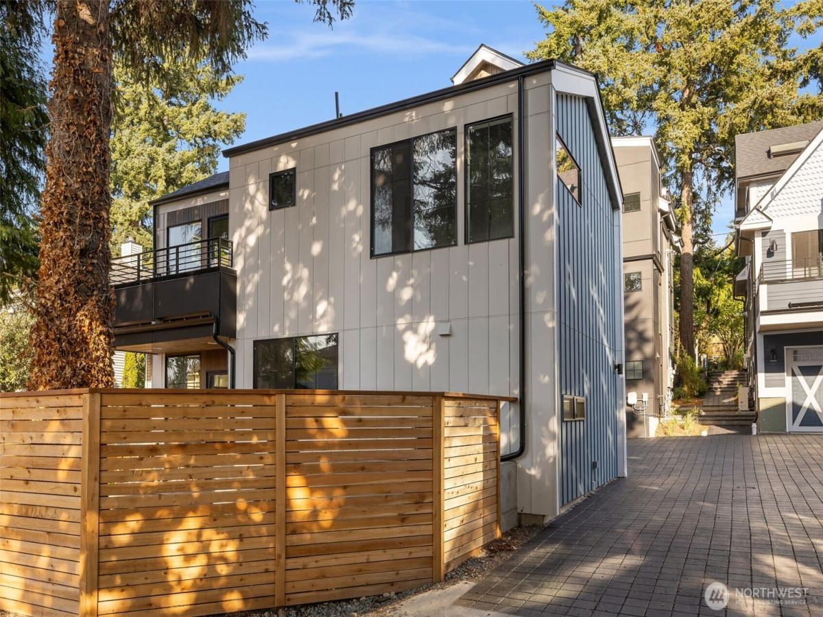 MLS #NWM2433457 image #0