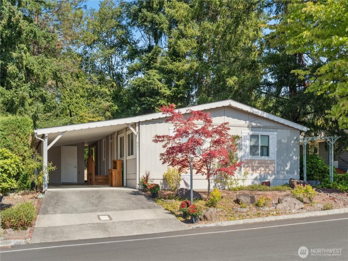 MLS #NWM2433476 image #0